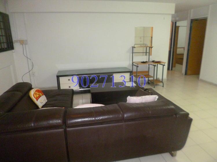Yishun Street 61 thumbnail photo